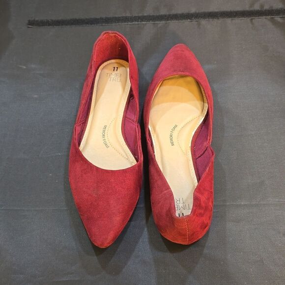 BRAND NEW TIME AND TRU WOMEN'S POINTED-TOES BALLET FLAT - Picture 5 of 16